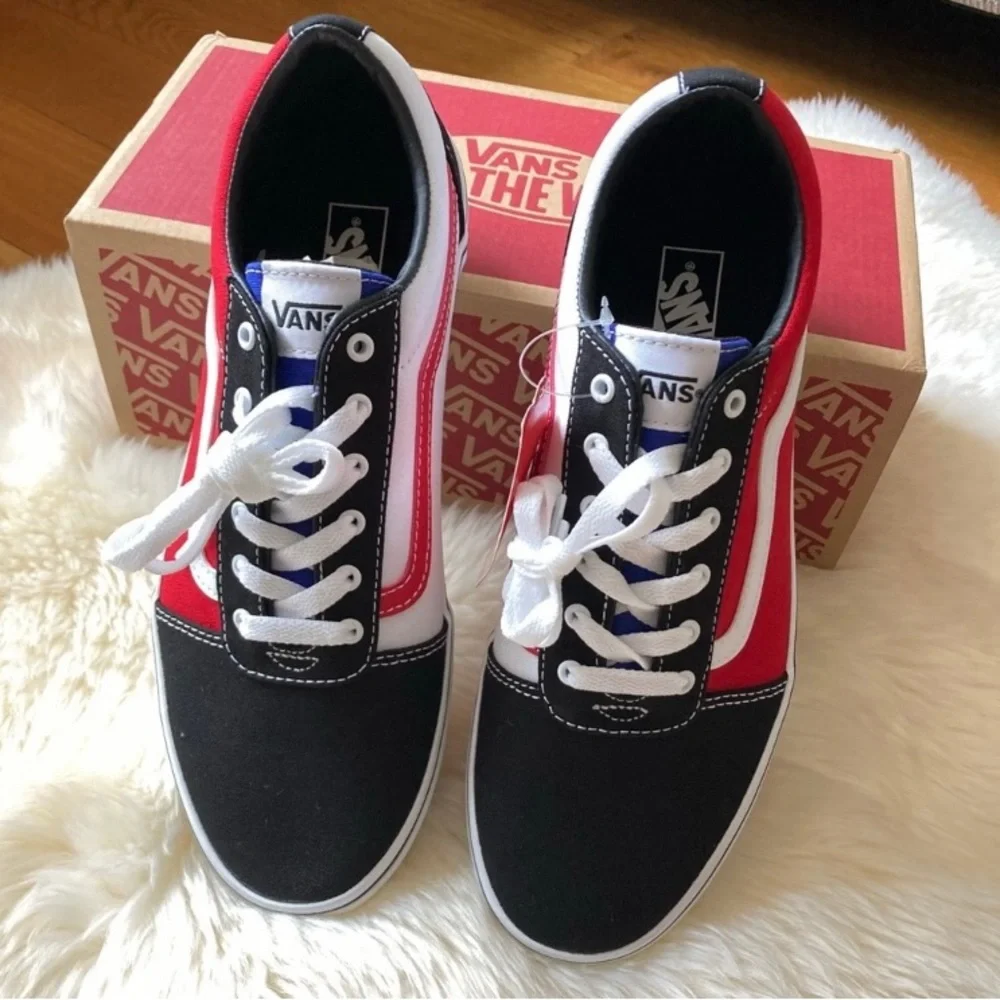NWT VANS WARD SNEAKER KIDS SIZE 7 - Picture 3 of 8
